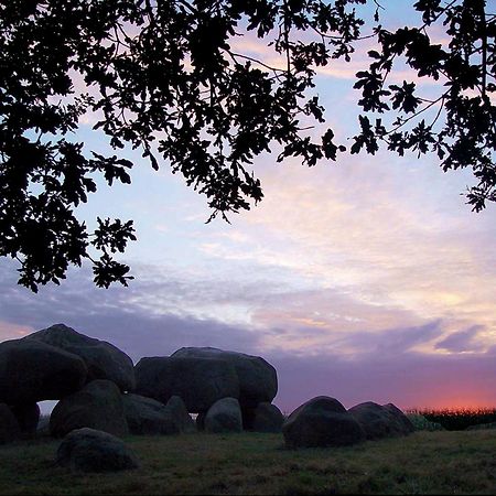 The Barnyard Bed & Breakfast Balinge Eksteriør bilde