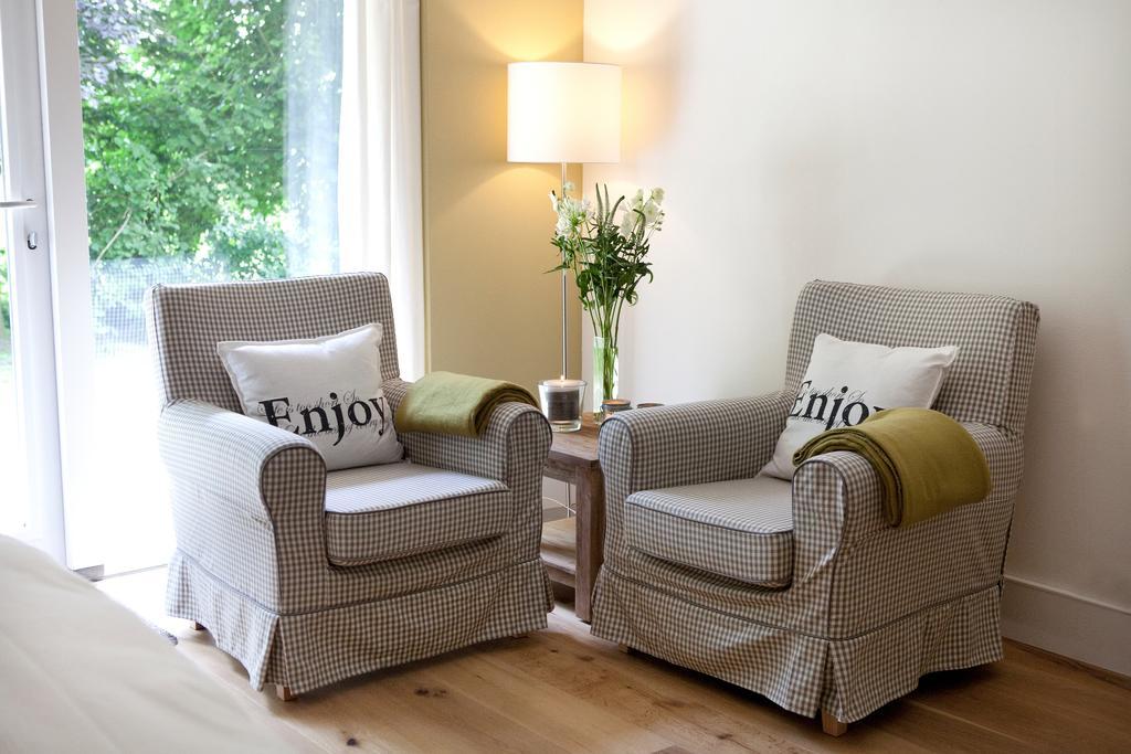 The Barnyard Bed & Breakfast Balinge Eksteriør bilde